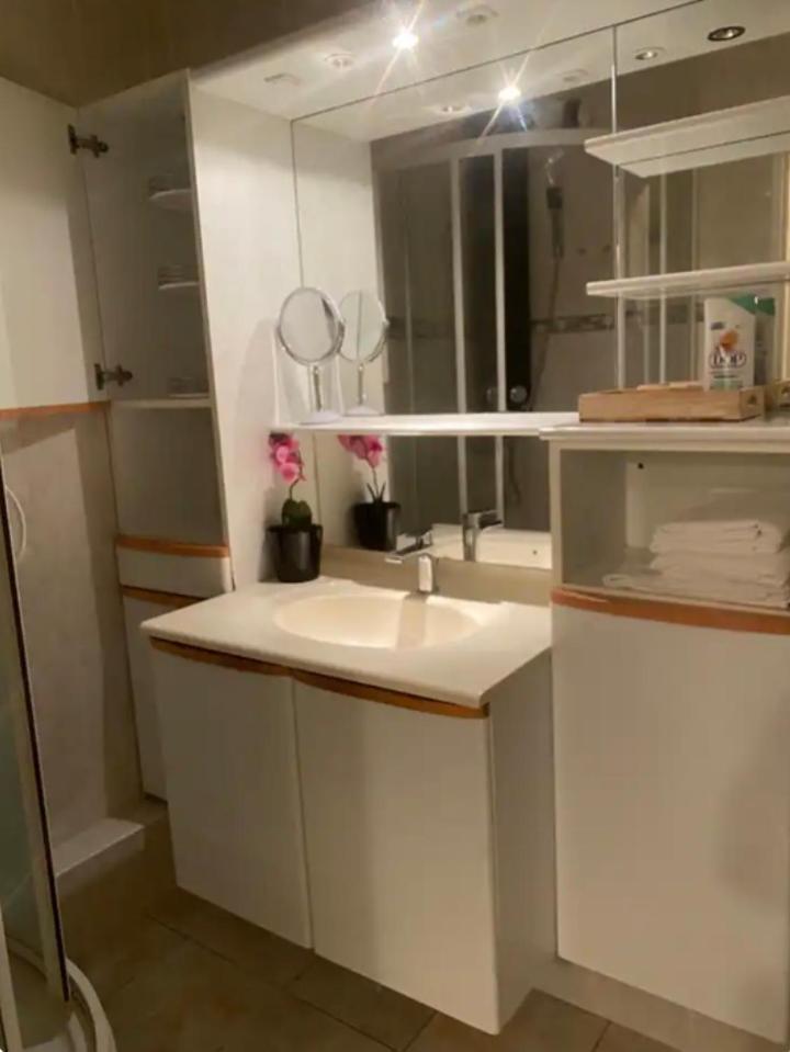 קורבוו Appartement 85M2 La Defense, Free Parking,Balcony מראה חיצוני תמונה